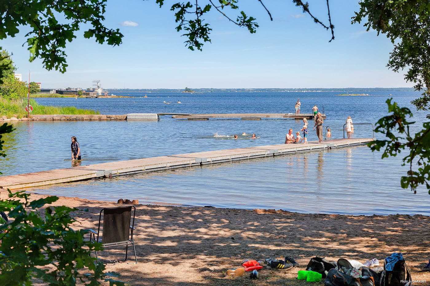 Camping och fiske vid First Camp Stensö – havsöring längs Kalmarsund och abborre i åmynningar.