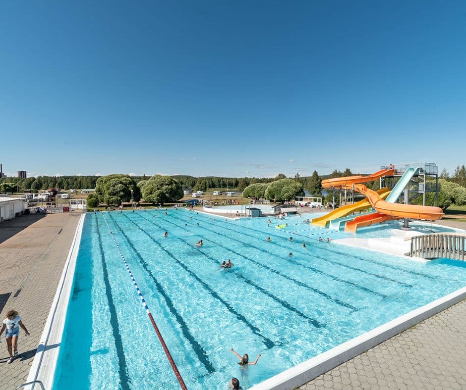 Sveriges bedste camping for familier med aktiviteter og pool-