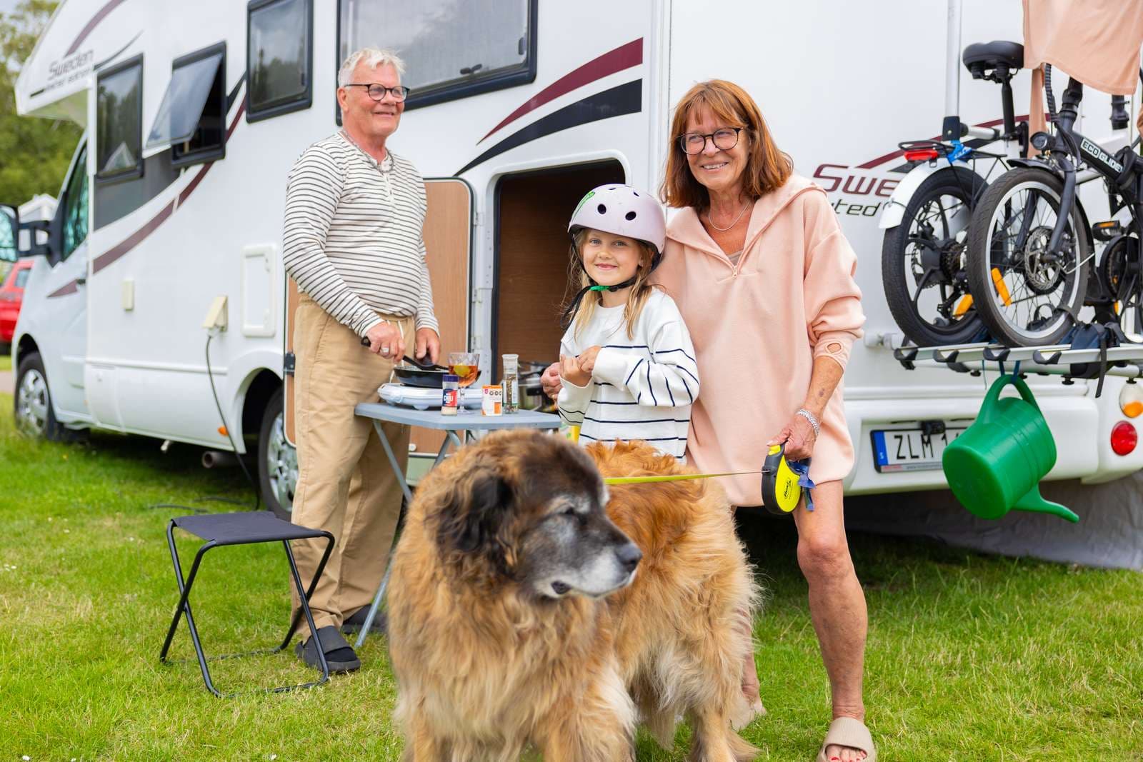 Hundvänlig camping för dig som vill campa med hund på semestern.