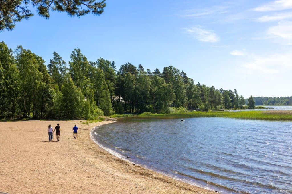Badplats på campingen Mörruden - Hammarö