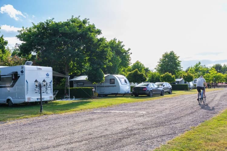 Campingplatsen på First Camp Hasmark Strand på Fyn