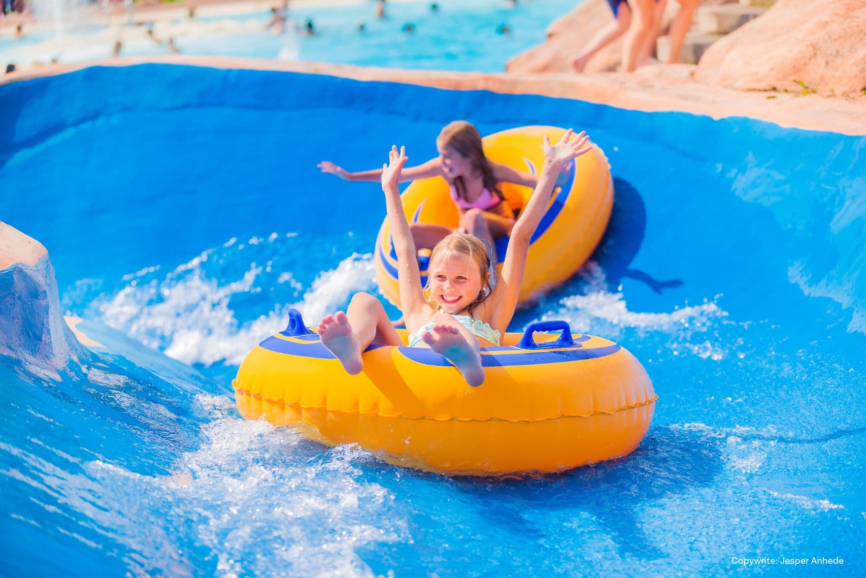 Camping i Sverige tæt på sommerlande – perfekt for børnefamilier!