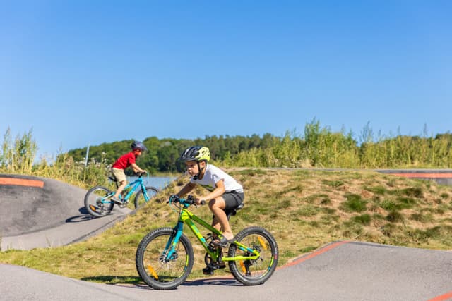 BMX-bana för barn på First Camp Vadstena - Vättern